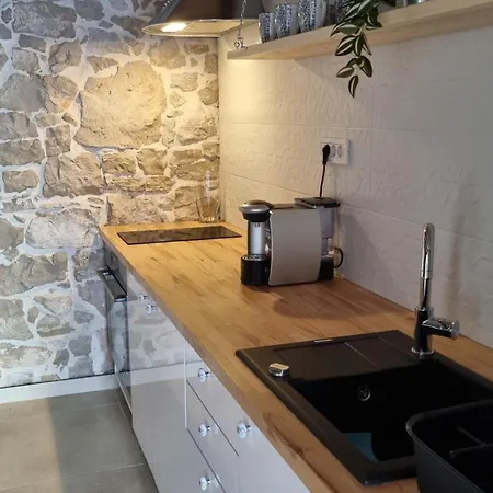 Apartament Summer House *
